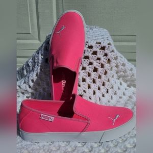 NWOT Neon Pink Puma Bari slip on shoes Size 11